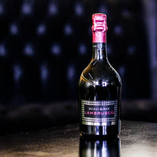 Laden Sie das Bild in den Galerie-Viewer, SCAVI & RAY Lambrusco