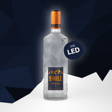 Laden Sie das Bild in den Galerie-Viewer, 9 MILE Vodka, 0,7l