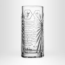 Laden Sie das Bild in den Galerie-Viewer, Silent Pool Gin + 2x GOLDBERG Highball-Glas + 6x GOLDBERG Tonic Water GRATIS – versandkostenfrei
