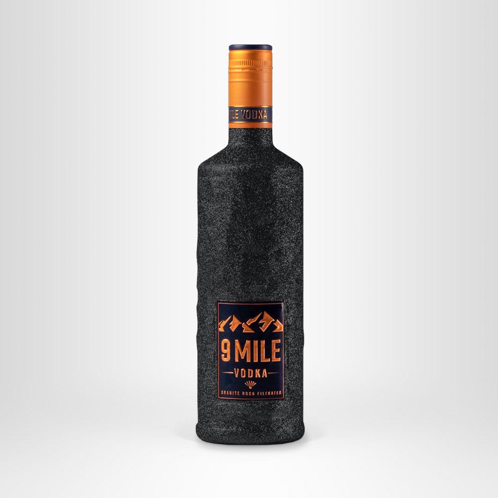 9 MILE Vodka Limited Edition, 0,7l Tiefschwarz