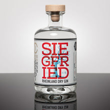 Laden Sie das Bild in den Galerie-Viewer, SIEGFRIED Rheinland Dry Gin + 6x GOLDBERG Tonic nach Wahl + 2x Highballglas