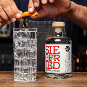SIEGFRIED Rheinland Dry Gin + 6x GOLDBERG Tonic Water nach Wahl + 2x Highballglas