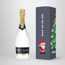 Laden Sie das Bild in den Galerie-Viewer, Prosecco in Geschenkbox – SCAVI &amp; RAY nach Wahl – „Santa Pixel“